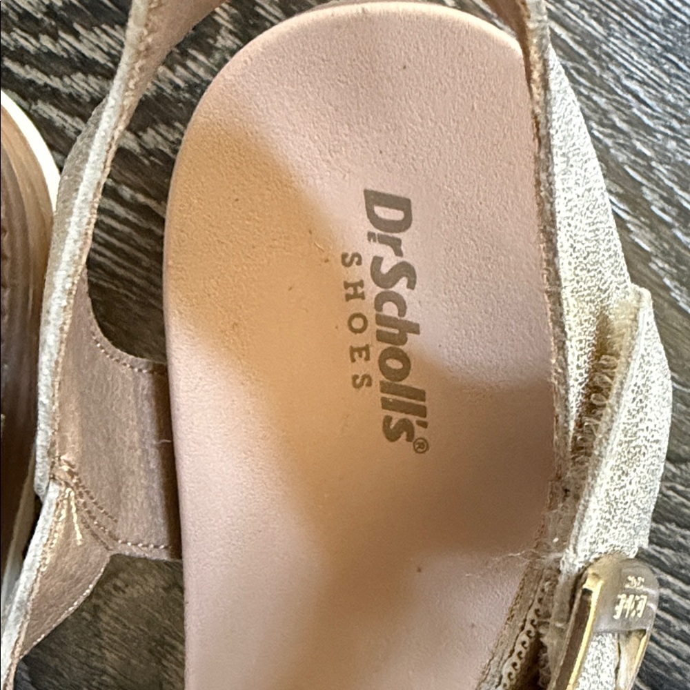 Dr. Scholl’s Island - Picture 7 of 10